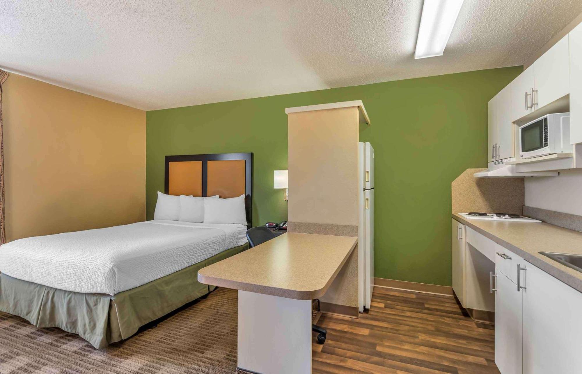 Extended Stay America Select Suites - Chicago - Даунерс-Гроув Екстер'єр фото