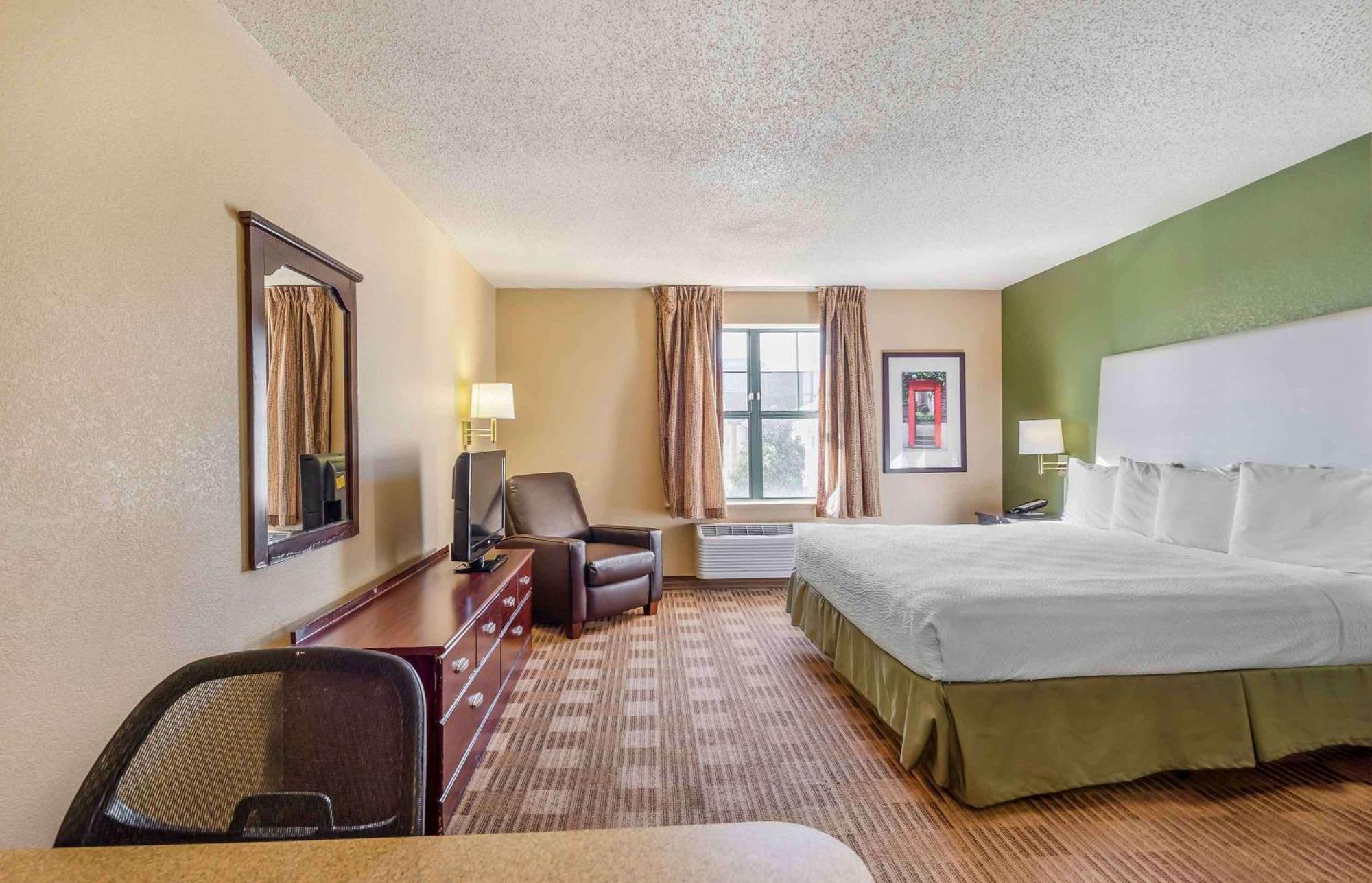 Extended Stay America Select Suites - Chicago - Даунерс-Гроув Екстер'єр фото
